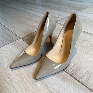 Kate Spade Nude Pumps